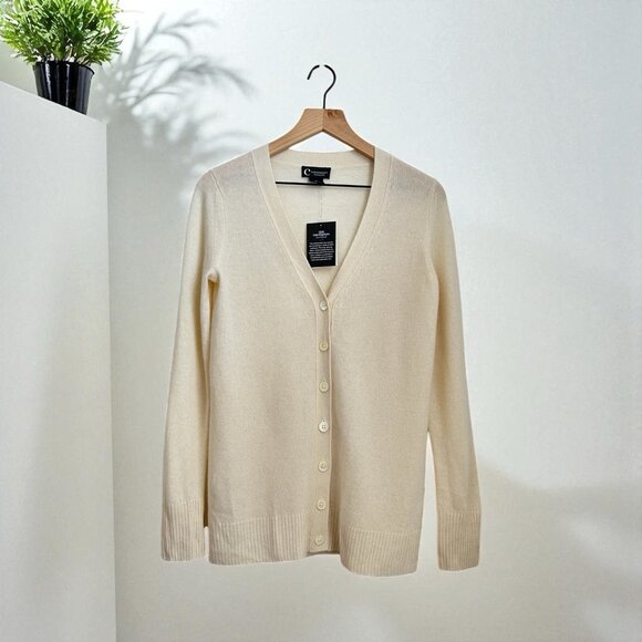 BLOOMINGDALE'S Women's Cashmere Cream V-Neck Cardigan Sweater Size M - Picture 1 of 9